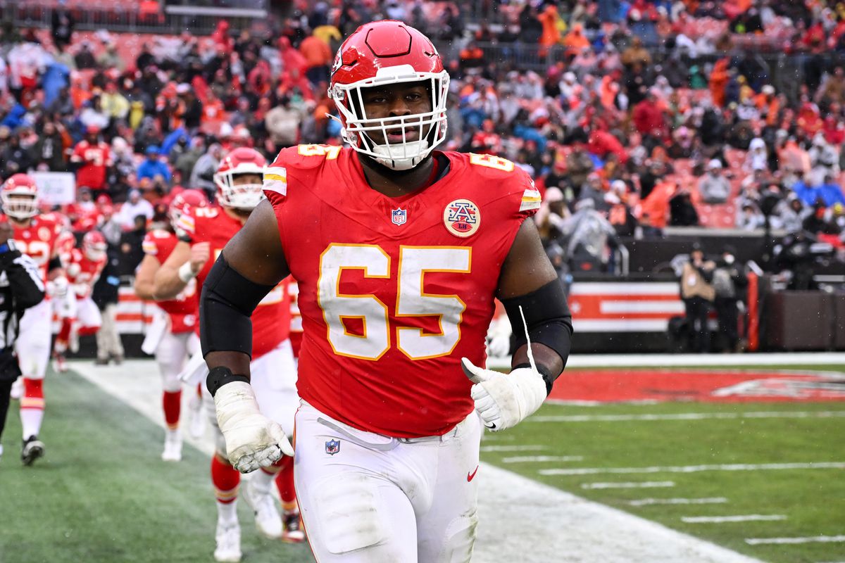 Will the Kansas City Chiefs Make Trey Smith the Highest-Paid Guard in the NFL?