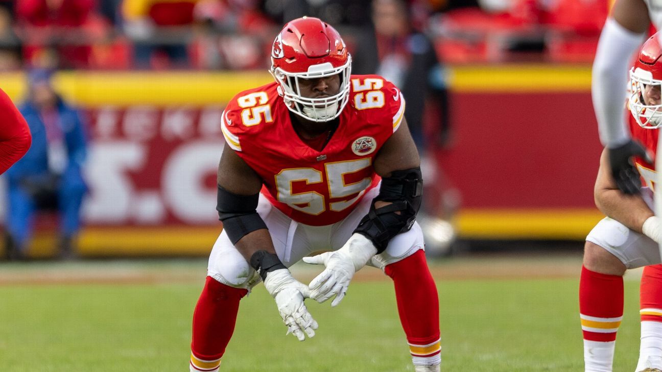 Kansas City Chiefs plan to use franchise tag on Pro Bowl guard Trey Smith